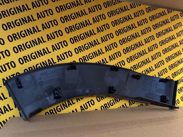 DFR551W81D Mazda Молдинг бампера переднього, лівий