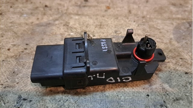 Купити 403951A8 Hyundai/Kia 