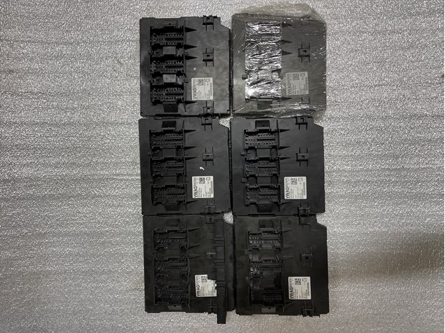 Купити 5K0937085AE VAG 