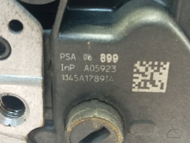 Внутрішній дверний замок Peugeot/Citroen 9801689980