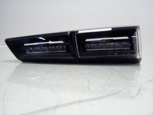 9835300680 Peugeot/Citroen Задня ліва внутрішня фара
