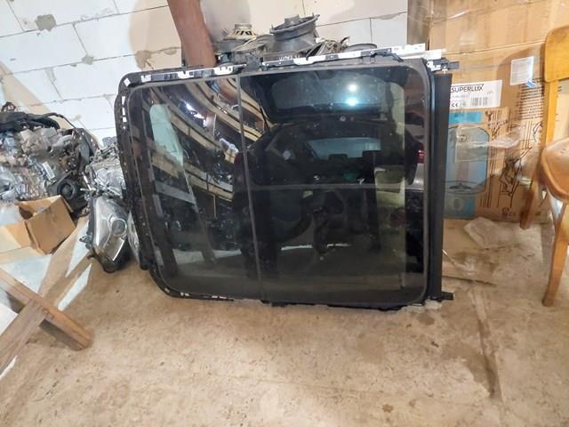 Купити 916044CC0B Nissan/Infiniti Кришка люка даху, задня