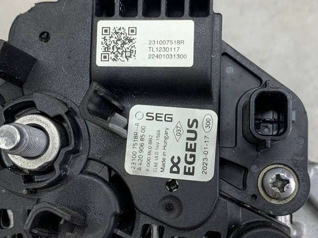 Купити 231007518R Renault (RVI) Генератор