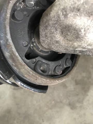 Купити BJ323A052 Land Rover 