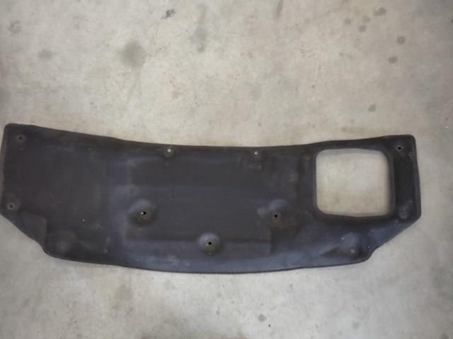 Обшивка капота Mercedes A9106822800 ціна, від 126.98 USD