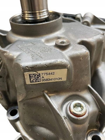  Porsche 95B341010N ціна, від 2740.36 USD