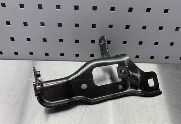 Купити 51747449412 BMW 