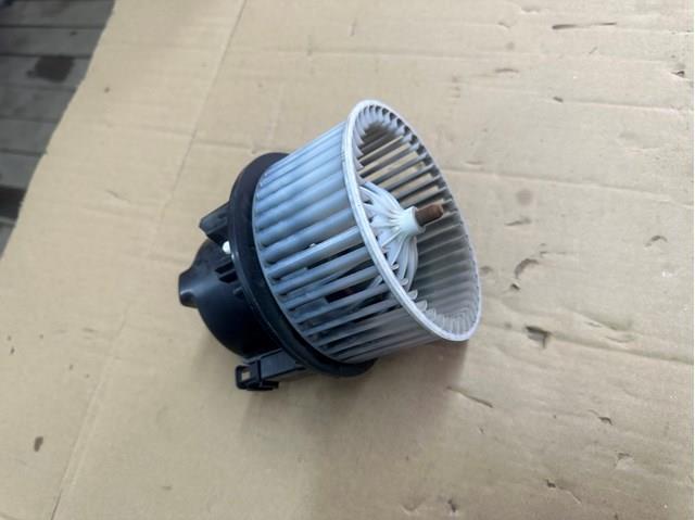 6G9N18D413BA Land Rover 