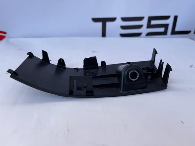  Tesla 109000600C ціна, від 6.33 USD