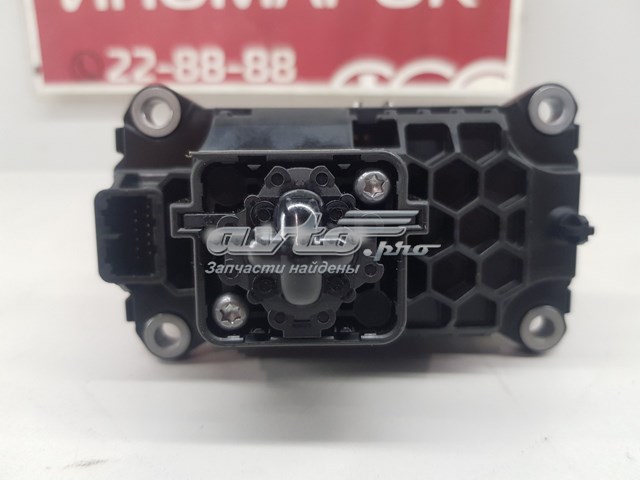 Селектор АКПП Volvo 32324635