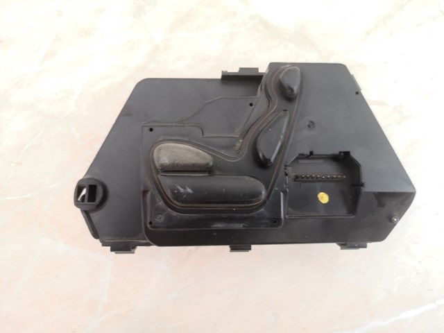  Mercedes A2208219251 ціна, від 29.14 USD