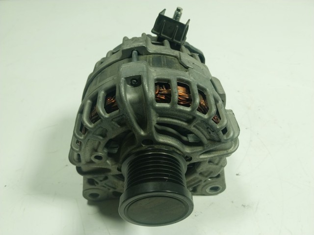 Генератор Renault (RVI) 231002175R ціна, від 162.06 USD