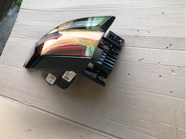 Купити 92402R2000 Hyundai/Kia 