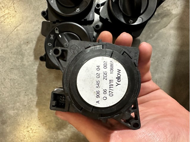  Mercedes A9065450204 ціна, від 16.93 USD