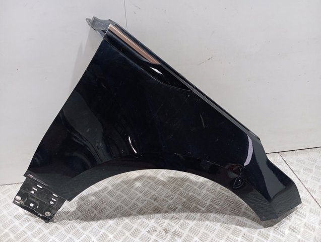 Крила LR091698 Land Rover