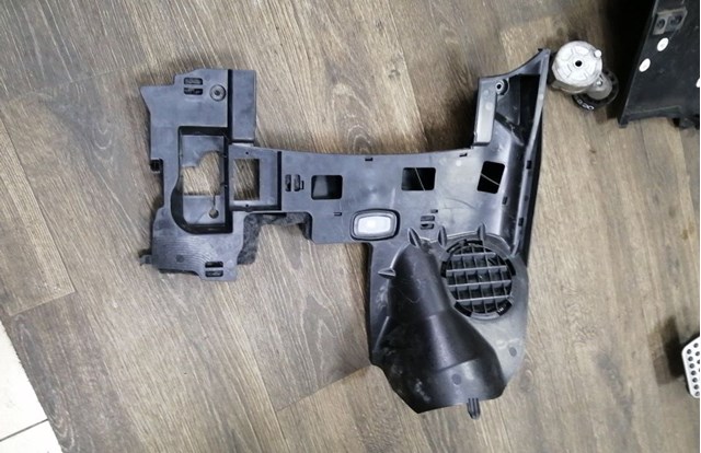Купити A0009063105 Mercedes 
