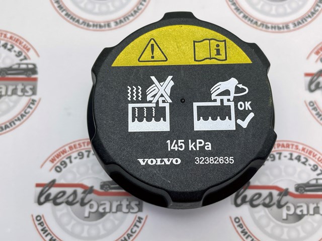 32382635 Volvo Пробка розширювального бачка