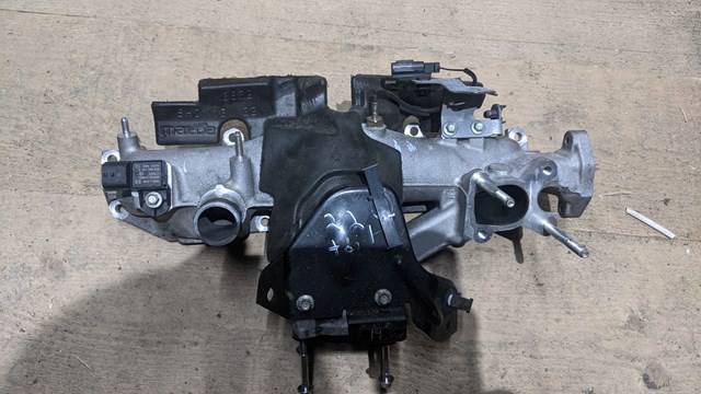 Колектор впускний Mazda SH0113100B ціна, від 10.14 USD