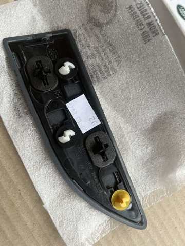 LR038580 Land Rover 