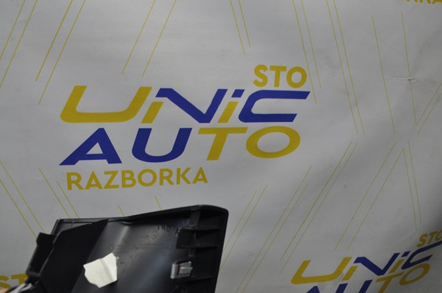 Купити 682100001R Renault (RVI) 