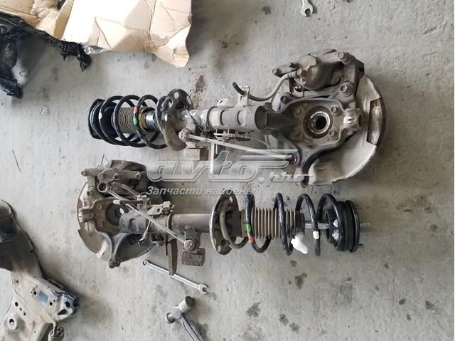 KB7W33031 Mazda Цапфа - поворотний кулак передній, лівий