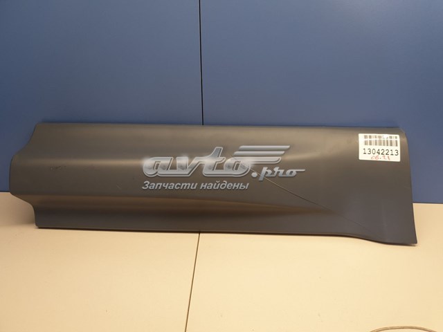 Молдинг задніх правих дверей, нижній LR044140 Land Rover