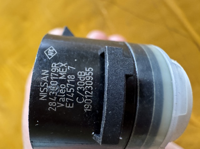  Nissan/Infiniti 284380179R ціна, від 57.22 USD
