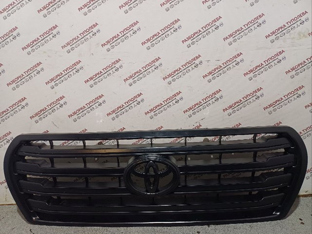 Решітка радіатора 5310160510 Toyota