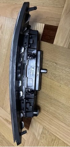 Купити A1668844422 Mercedes Заглушка/ решітка протитуманних фар бампера переднього, права
