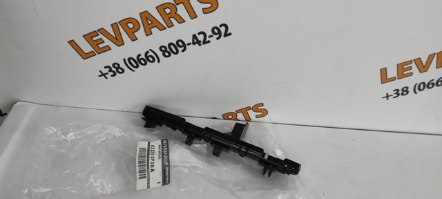 Купити 62223DF30A Nissan/Infiniti Кронштейн бампера переднього, зовнішній лівий