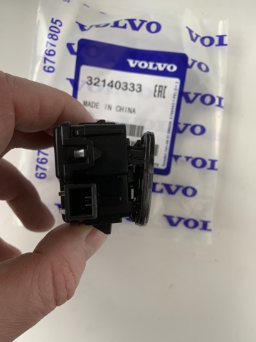  32275593 Volvo