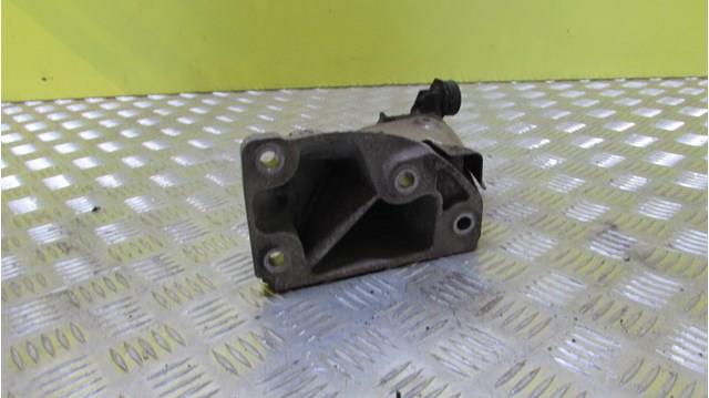 Купити 6772680 BMW 