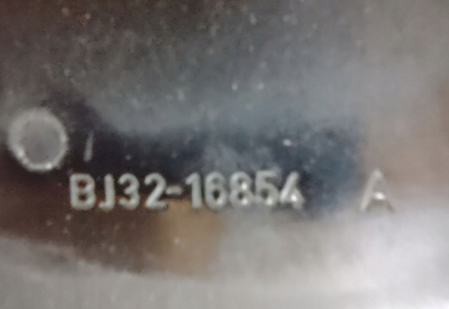 LR123437 Land Rover Капот