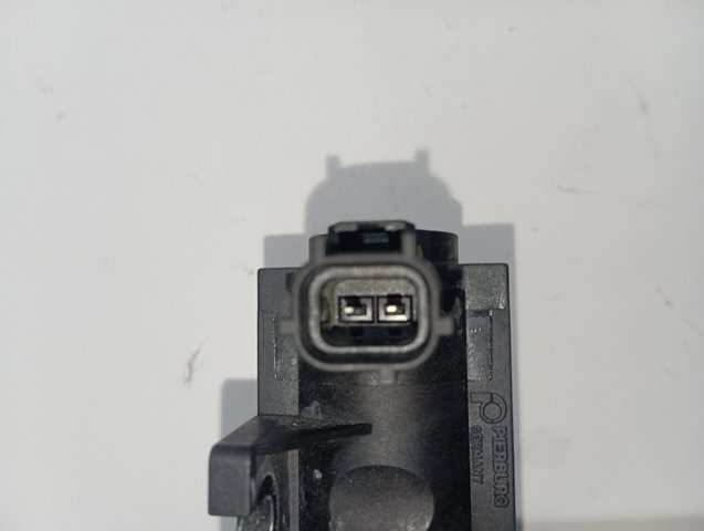 Купити 70355409 Mazda 