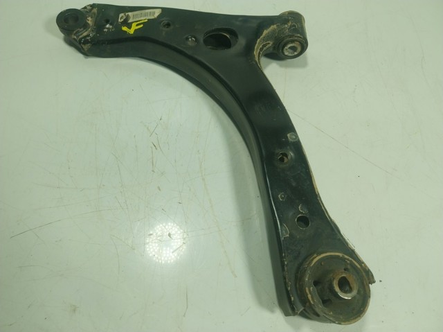 2549325 Ford Поперечний важіль