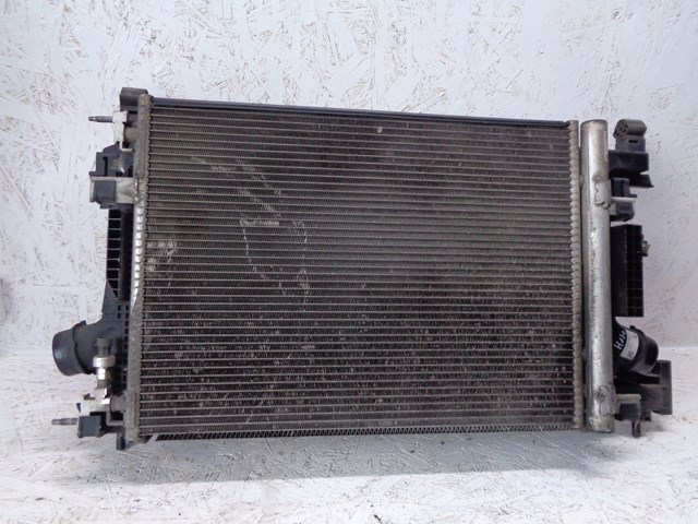 Конденсатор кондиціонера Opel 13267648 ціна, від 74.29 USD