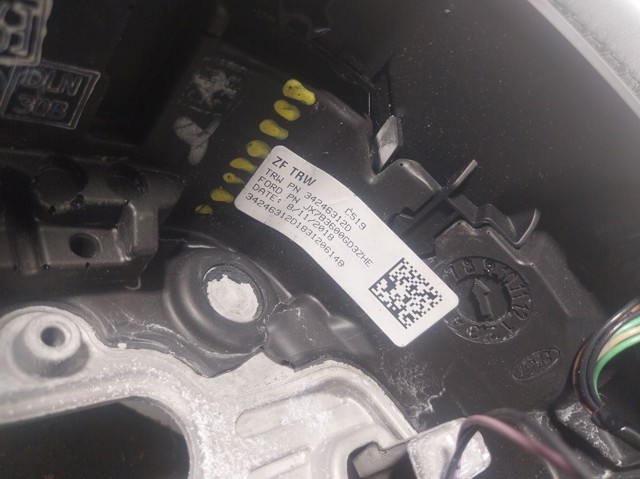 Рульове колесо на Ford Focus IV HP