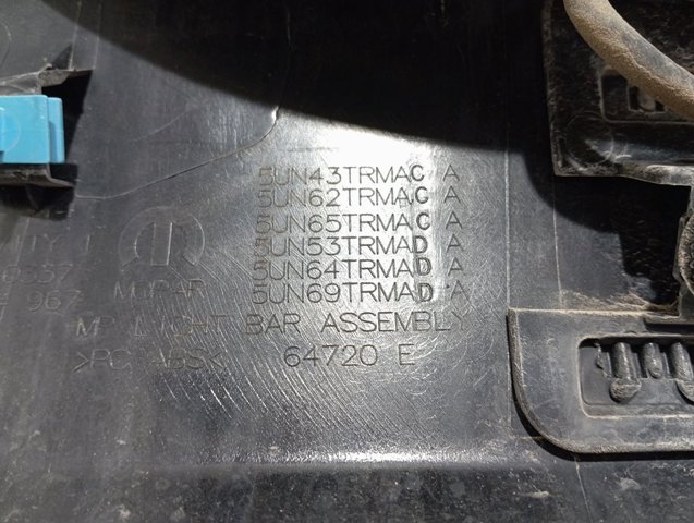 Купити 5UN43TRMAC Chrysler 