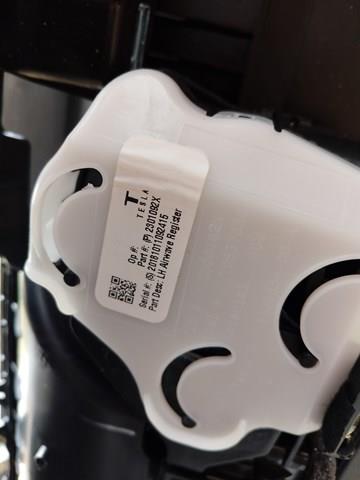 Купити 108340105J Tesla Motors Панель приладів торпеди