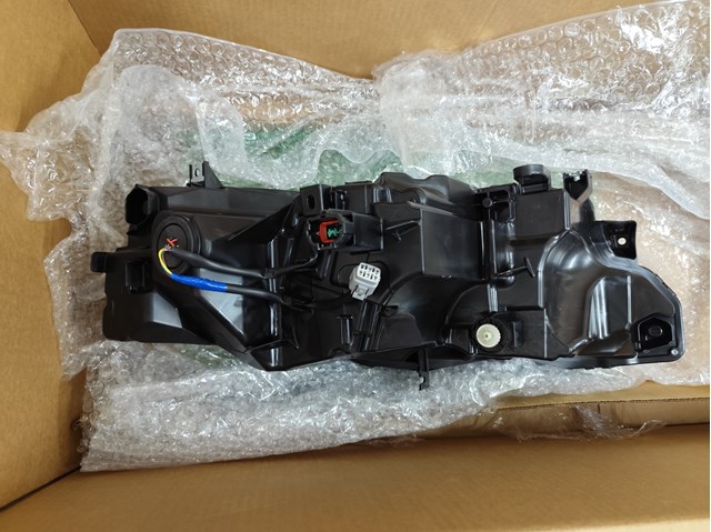 Фара Nissan/Infiniti 260606RR0A ціна, від 193.92 USD