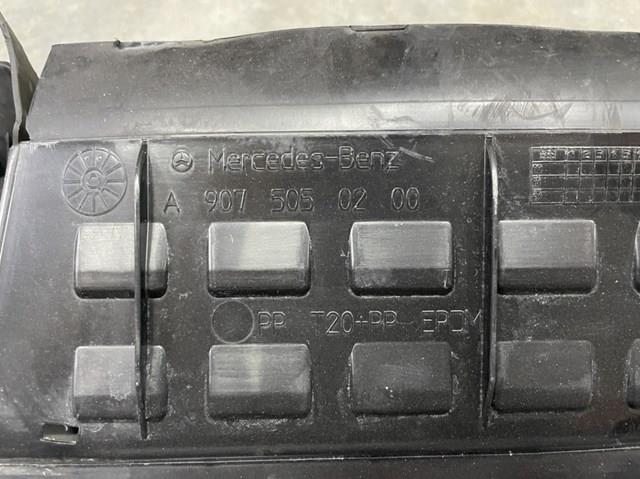 A9075050200 Mercedes Повітропровід (дефлектор) радіатора, нижній