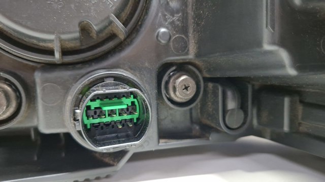 92101GI000 Hyundai/Kia Фари