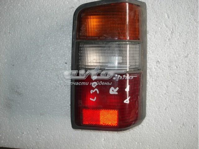 Ліхтар задній правий Mitsubishi L 300 (P0W, P1W) (Міцубісі Л300)