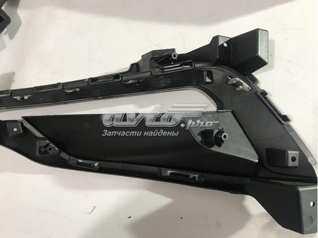 86522C2300 Hyundai/Kia Решітка переднього бампера, права