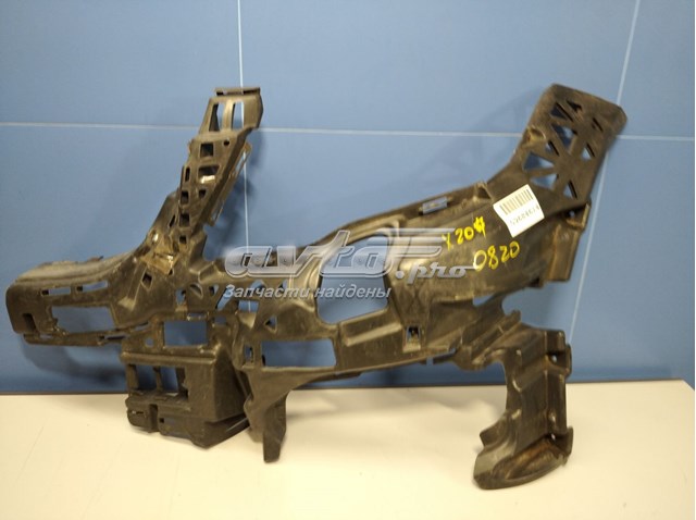 Кронштейн бампера переднього Mercedes A2048855165