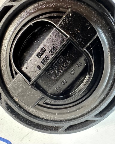 Кришка маслозаливной горловини BMW 11128655331 ціна, від 8.76 USD