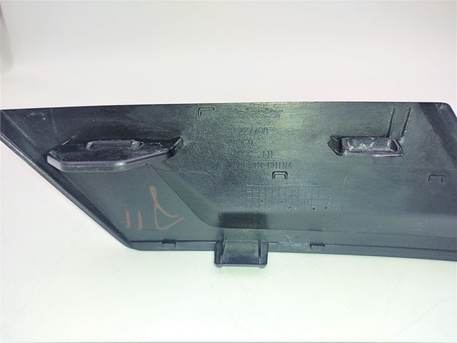 Накладка бампера заднього, ліва Volvo 32227708 ціна, від 34.24 USD