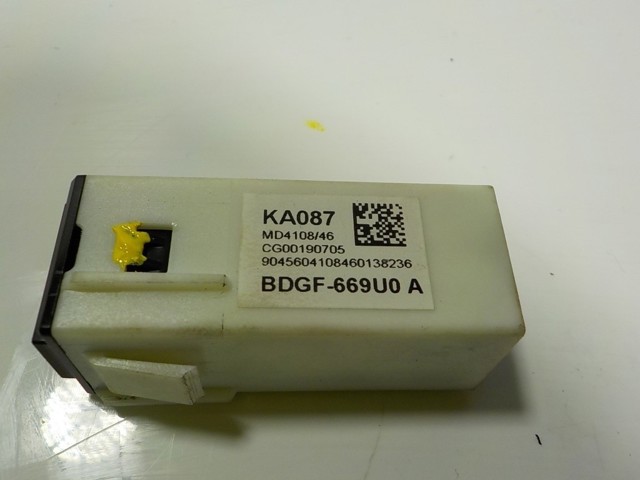  Mazda BDGF669U0A ціна, від 41.81 USD