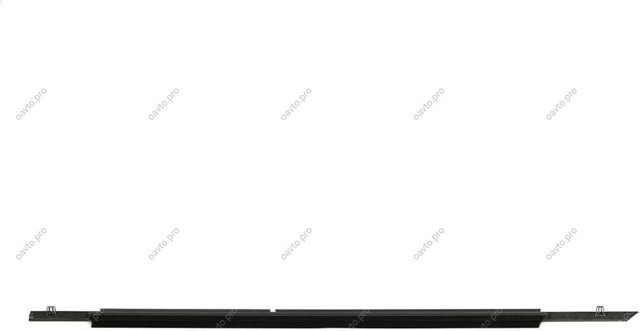 KB7W50640C Mazda Ущільнювач скла передніх дверей правої, зовнішній (планка)
