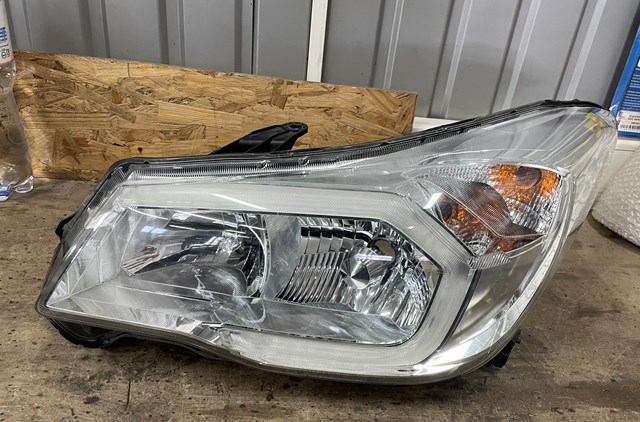 Купити 84002SG030 Subaru Основна фара в зборі ліва